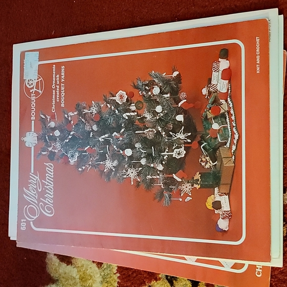 Set of 4 - Vintage Crocheted Christmas Leisure Arts Leaflets 602/328/30?/601 - Picture 8 of 9